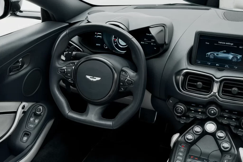 Aston Martin Vantage Dashboard