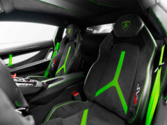 Lamborghini SVJ back interior