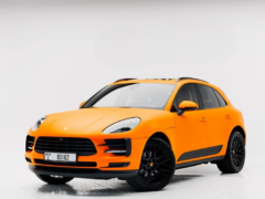 Rent Porsche Macan in Dubai