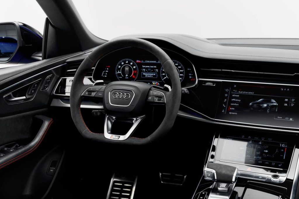 Audi RSQ8 Steering