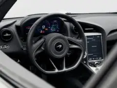 mclaren 720s rent dubai