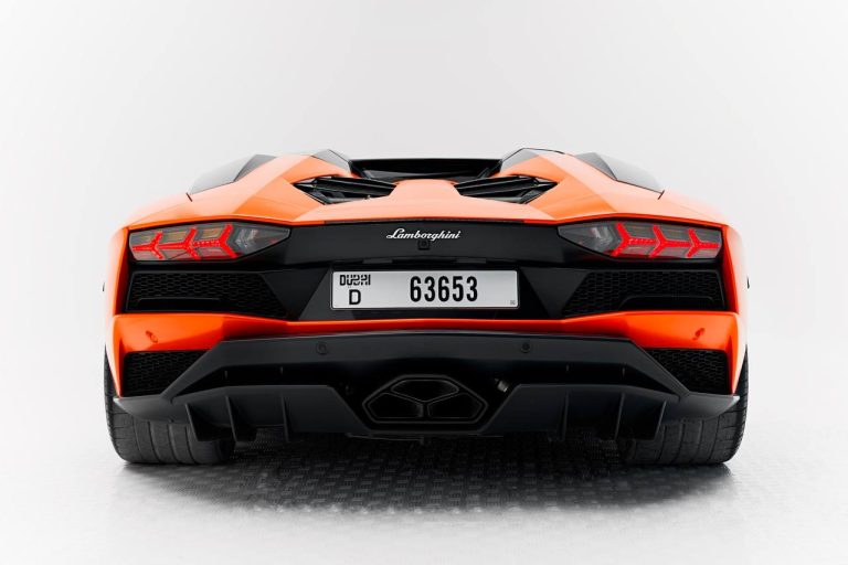 Lamborghini Aventador S Back