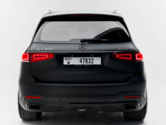 Mercedes GLS450 Back
