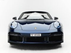Porsche 911 Turbo S Spyder Front