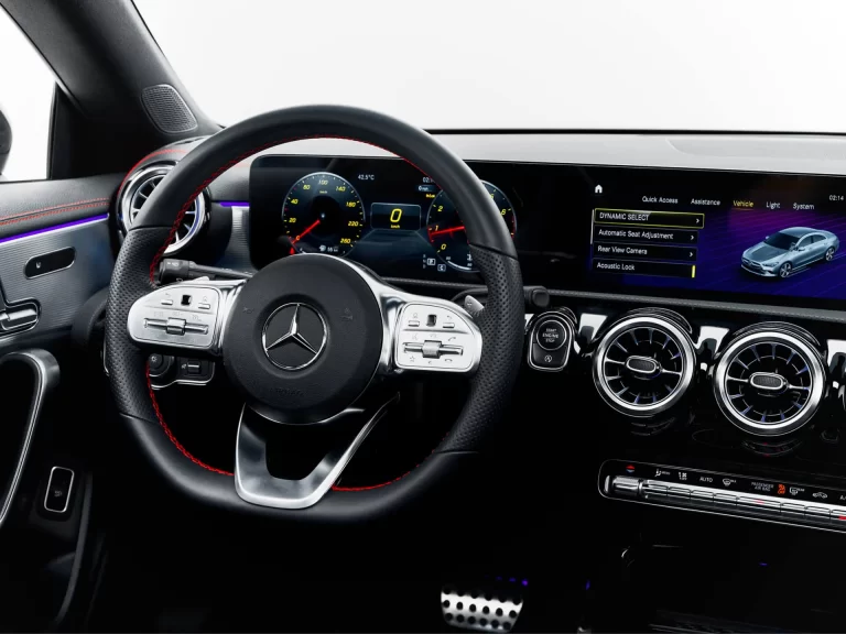 Mercedes CLA 250 Steering