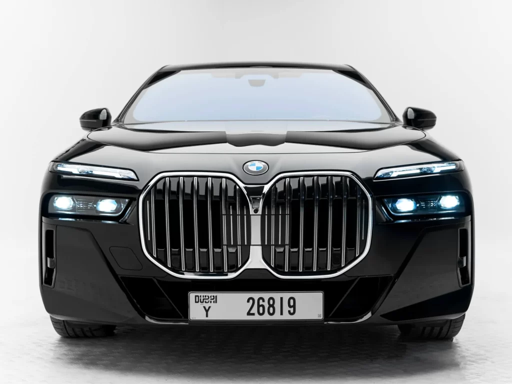 BMW 740i Front