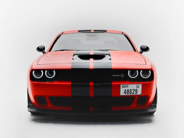 Dodge Challenger Front