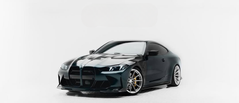 Rent BMW M4 black in Dubai