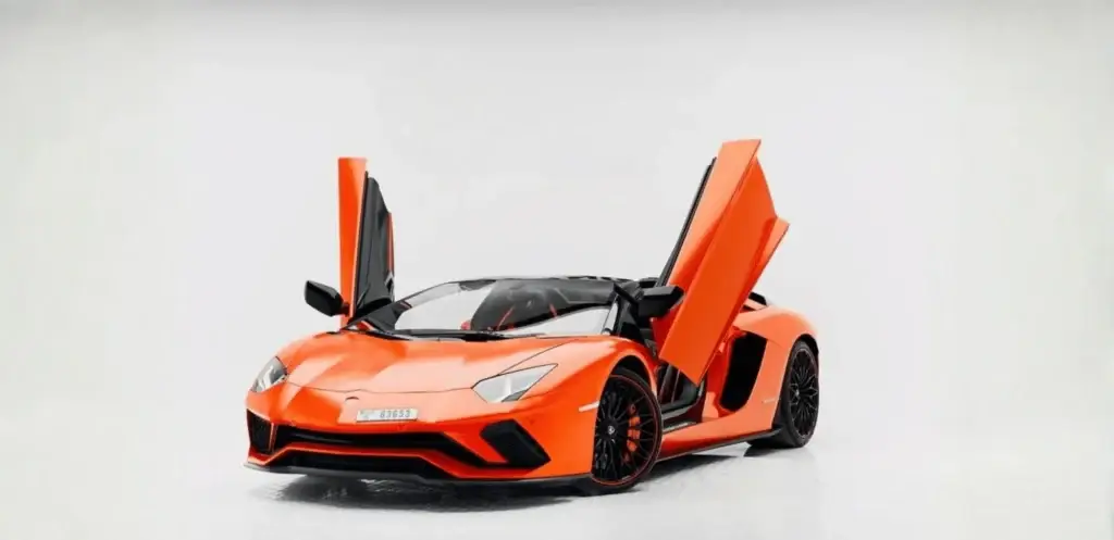 لامبورغيني أفينتادور SV رودستر