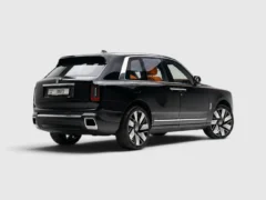 rolls royce cullinan black
