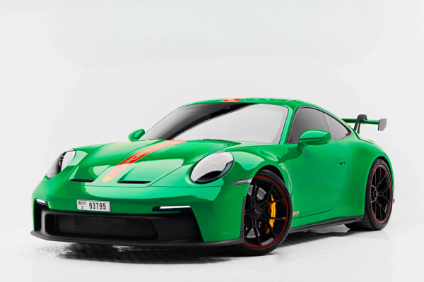 Rent Porsche GT3 in Dubai