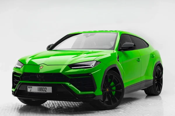 Rent Lamborghini Urus Dubai